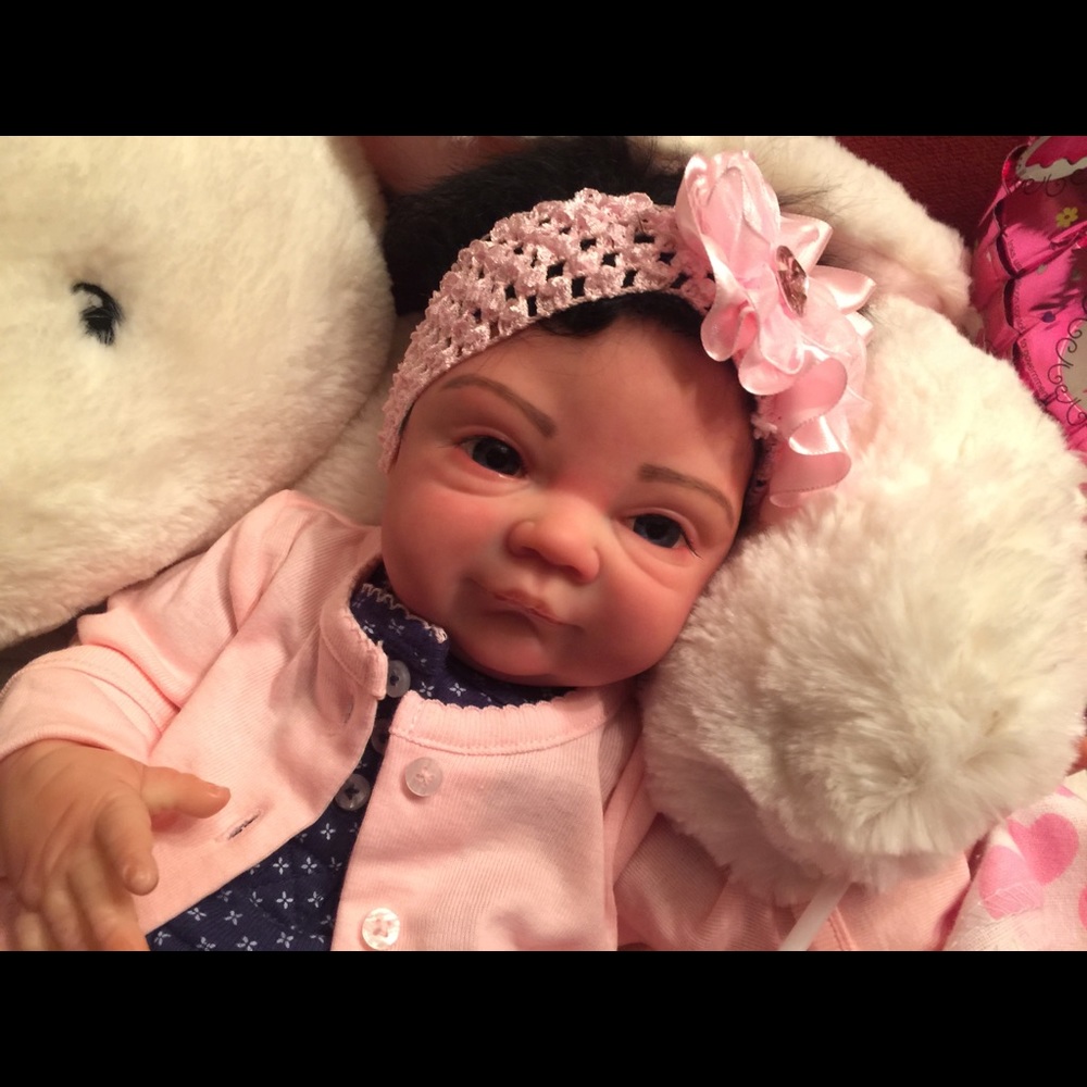 Reborn doll. Gender neutral. Beautiful blue eyes